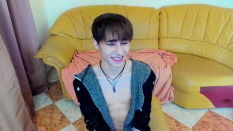 kevin_hug  21-05-2022